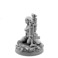 Imperial Soldiers Pin-Up Female With Combi-Weapon 2